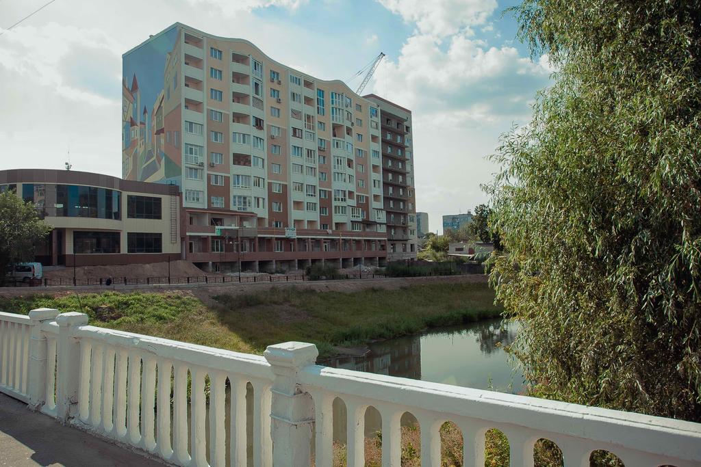 Molex Apartments 2 Chernihiv Ngoại thất bức ảnh